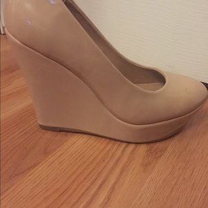 steve madden nude wedges